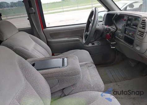 1996 GMC Sierra K1500 из США, поврежденный, VIN 2GTEK19R2T1522550